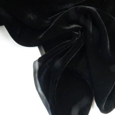 画像1: シルクレーヨンベルベット　ブラック　110cm巾　  ❰在庫限り❱ (1)