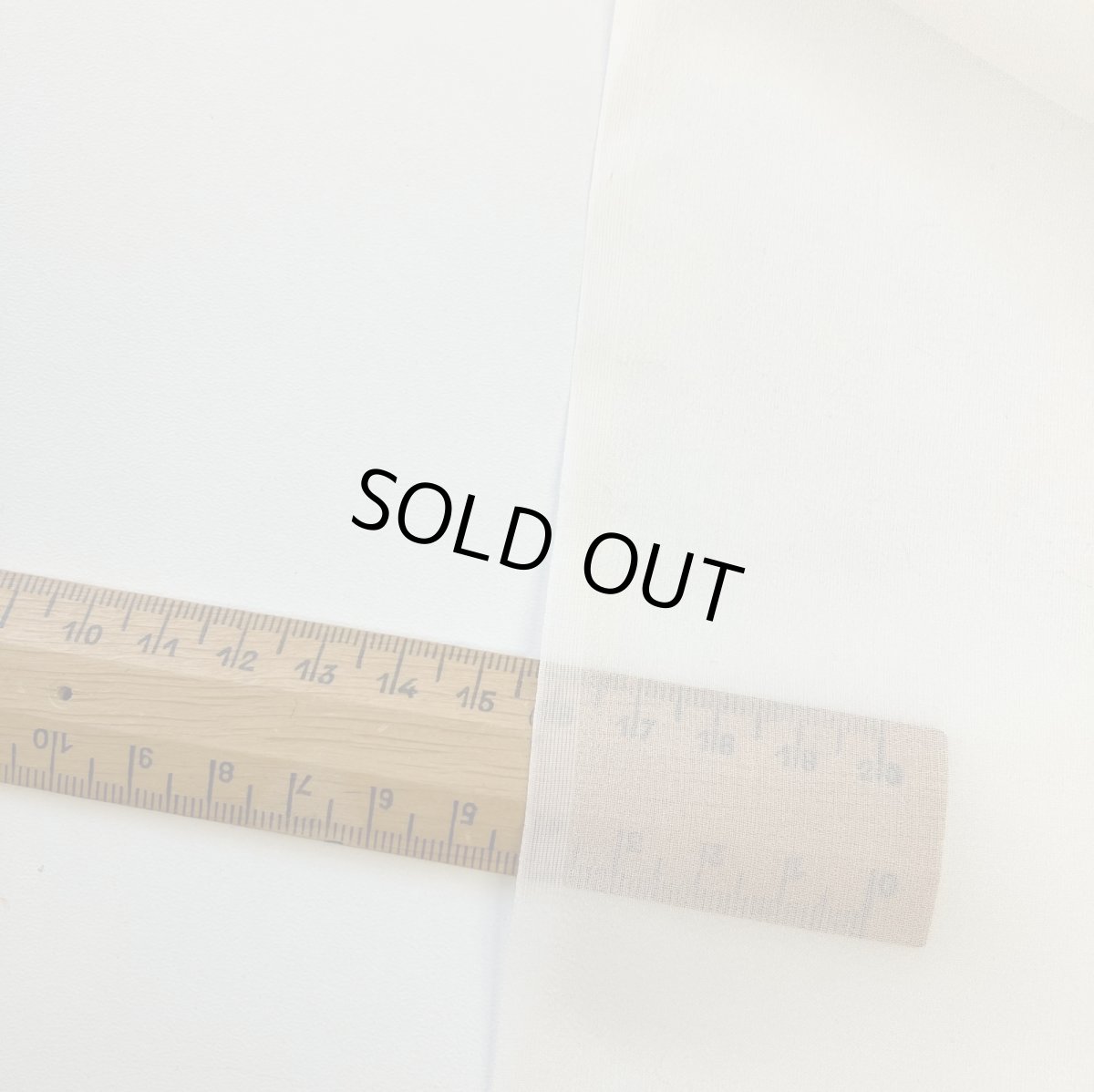 画像4: シルクシフォン(10匁)　オフホワイト 112cm幅×50cm ❰在庫限り❱ (4)