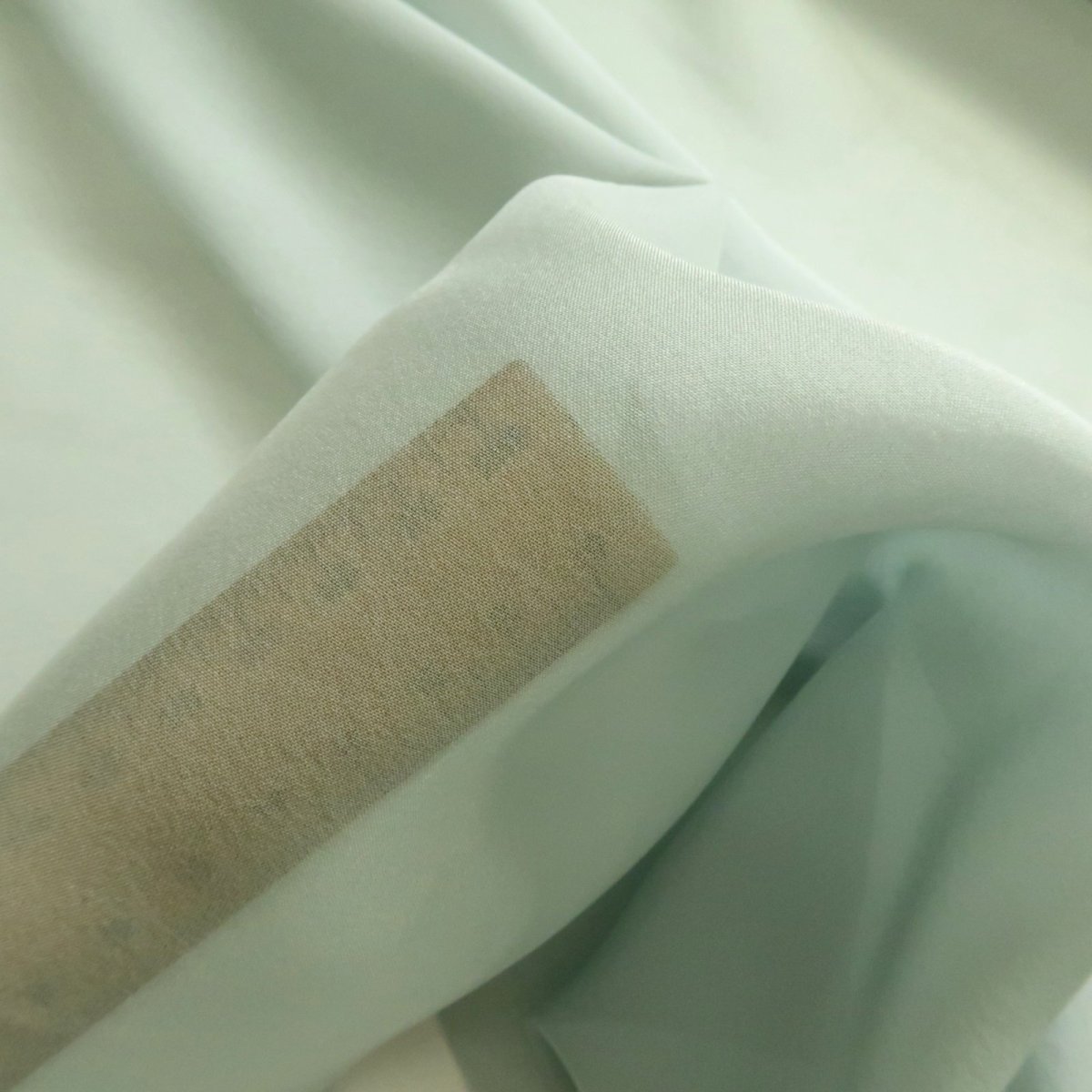 画像3: シルクローンシフォン(10匁)　セージグリーン　114cm幅×50cm ❰在庫限り❱ (3)