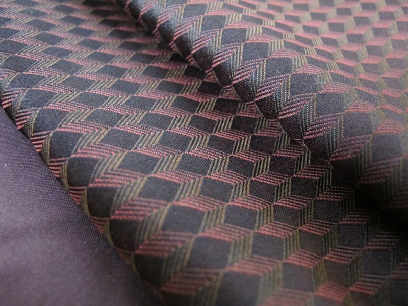 新作「ジオメ柄」