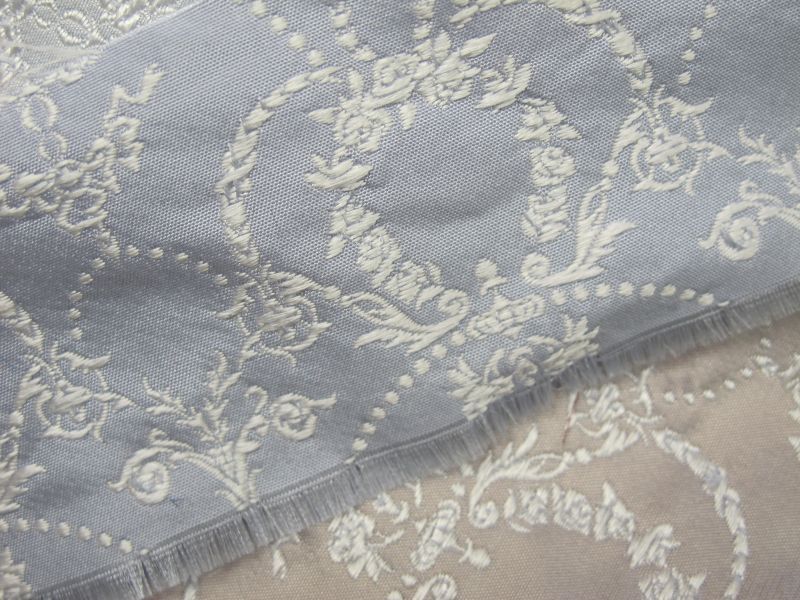 結局新柄は５色も織る予定です＾＾；